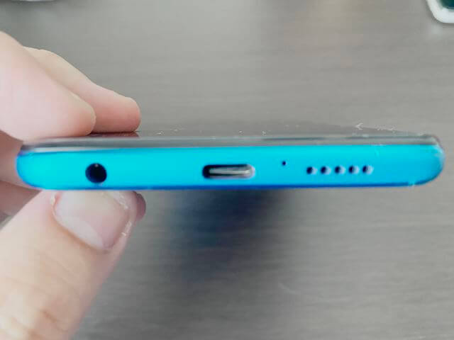 Xiaomi Redmi note 9sの下側